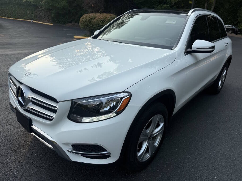 2017 MERCEDES-BENZ GLC-Class