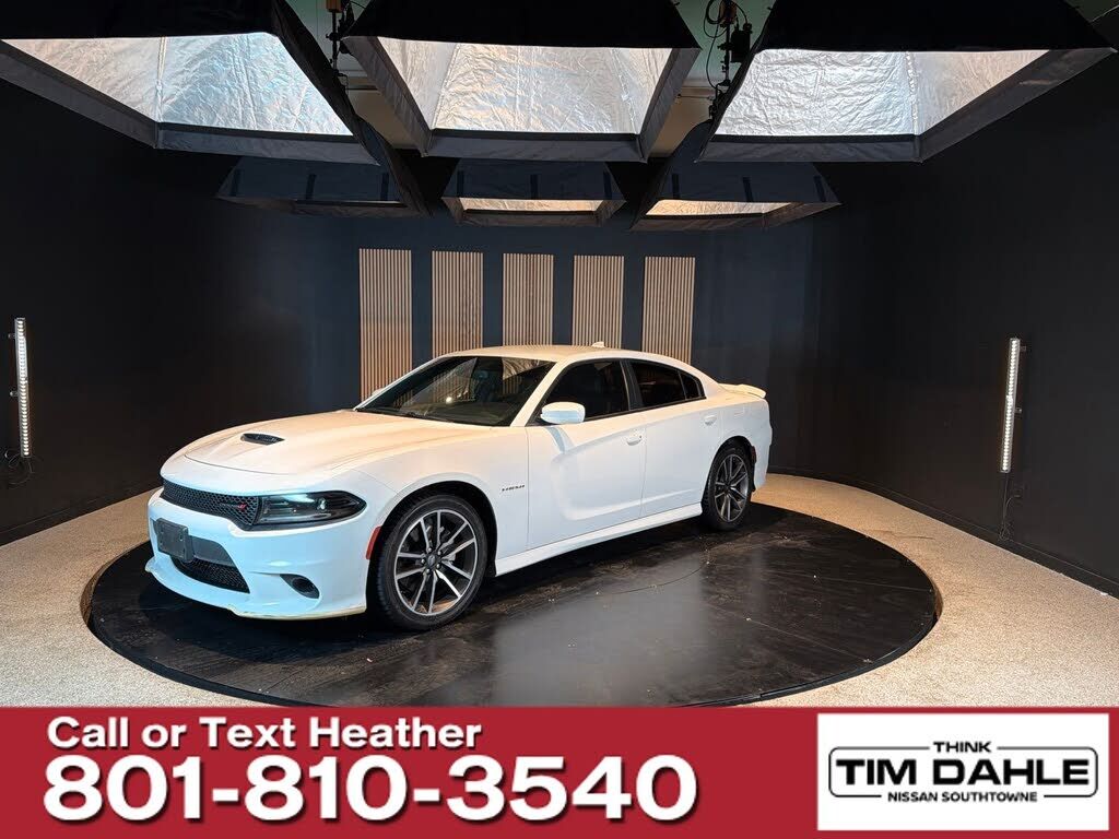 2022 DODGE Charger