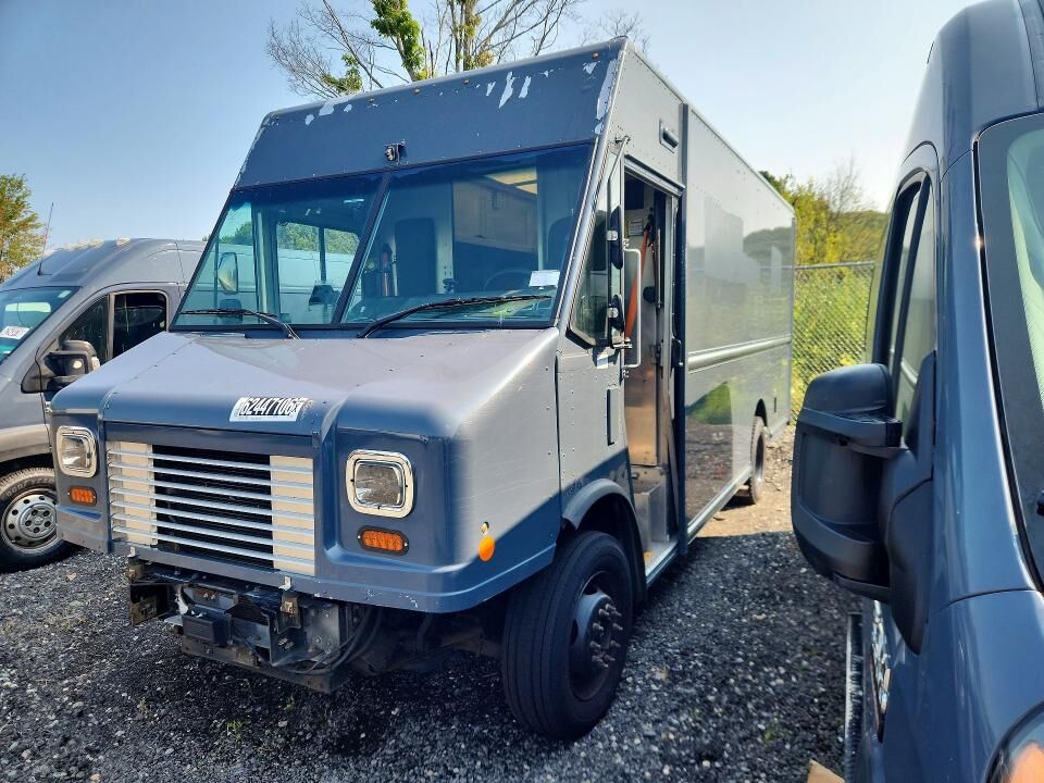 2020 FORD Commercial Chassis