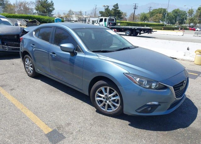 2015 MAZDA Mazda3