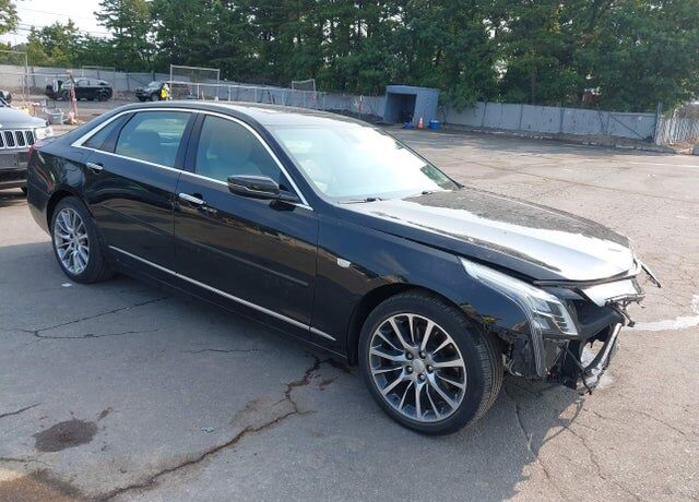 2017 CADILLAC CT6