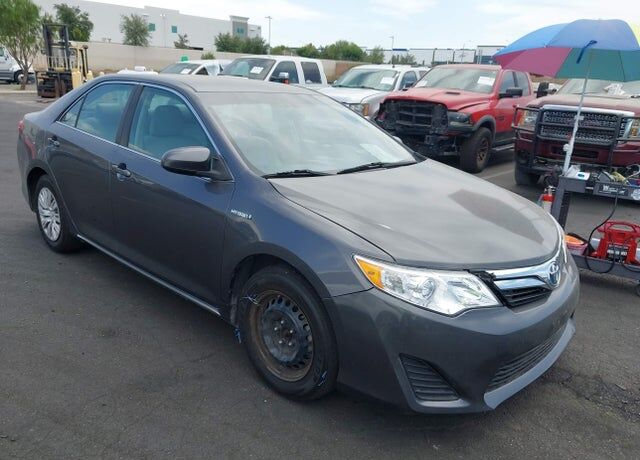 2013 TOYOTA Camry