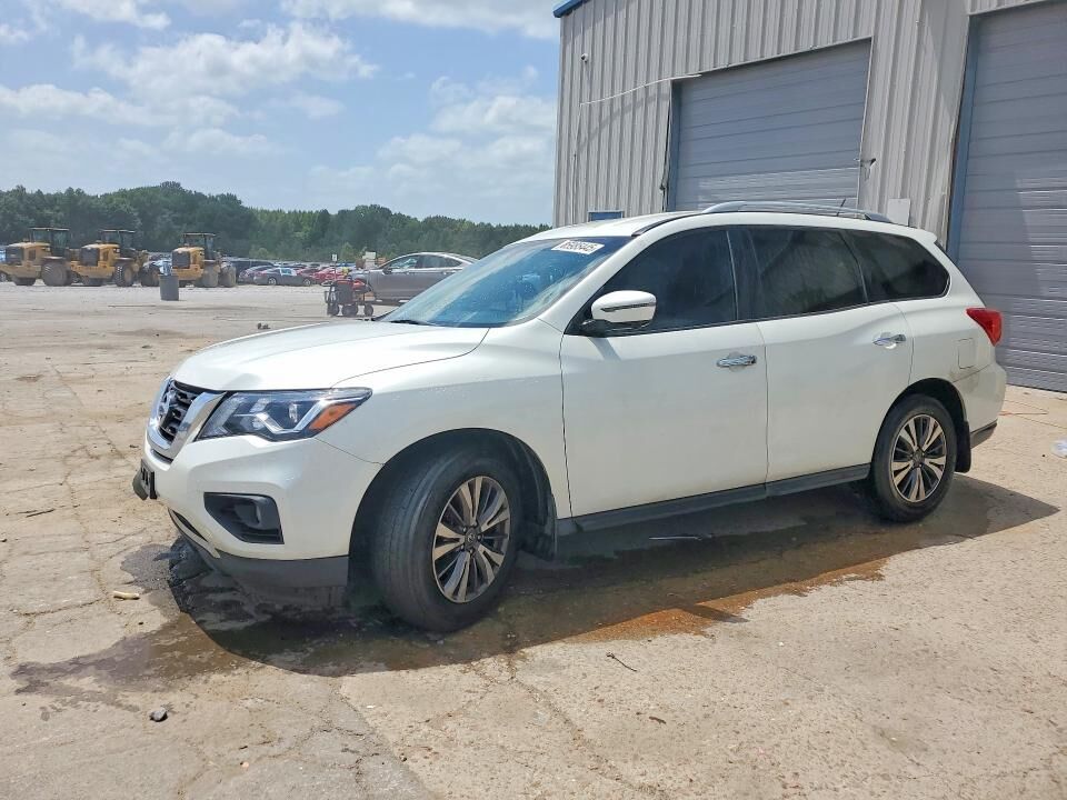 2017 NISSAN Pathfinder