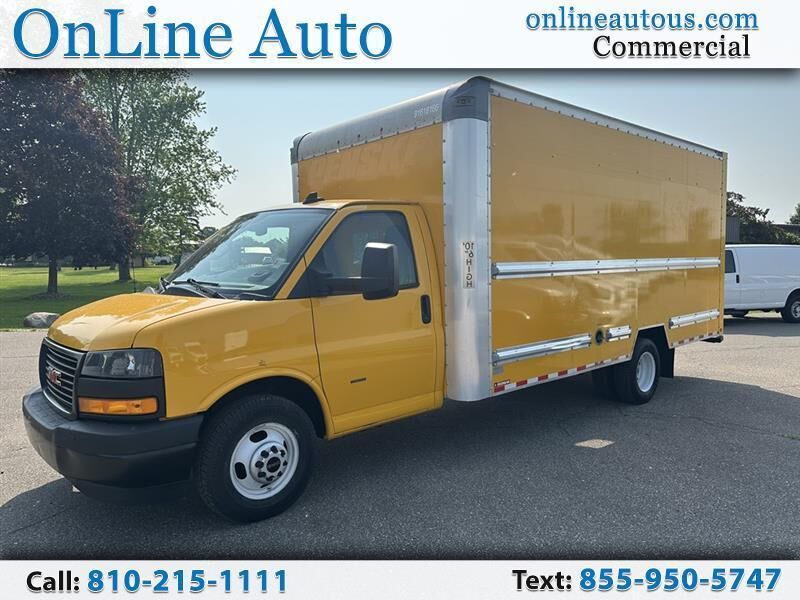 2022 FORD E-350
