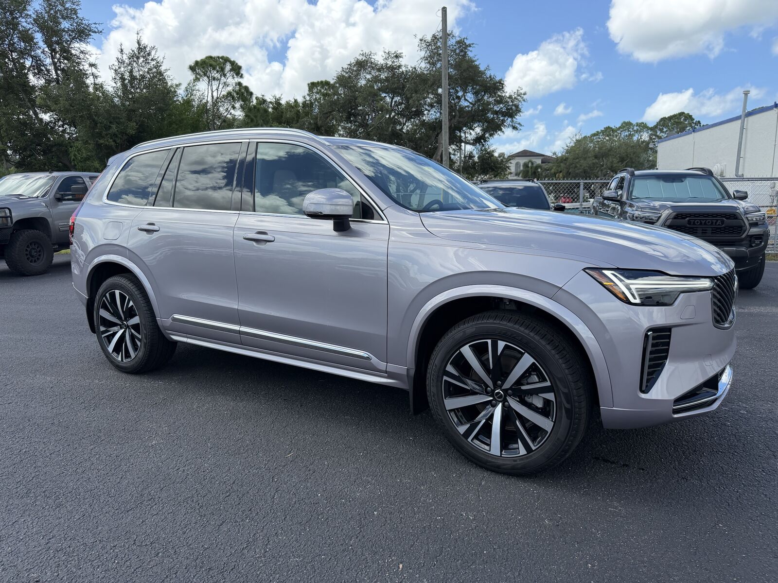 2026 VOLVO XC90