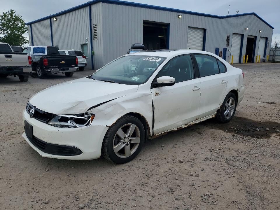 2011 VOLKSWAGEN Jetta
