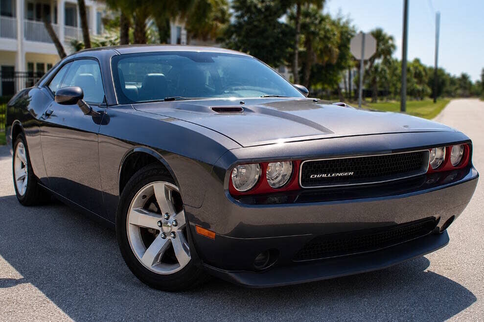 2013 DODGE Challenger