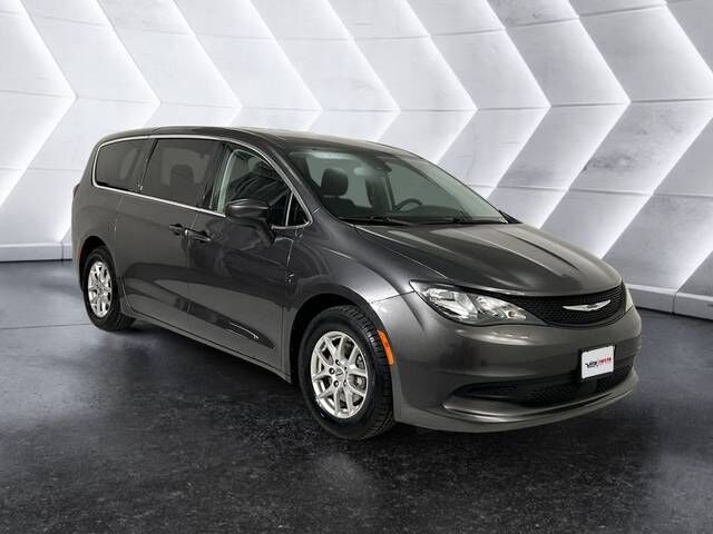 2023 CHRYSLER Voyager