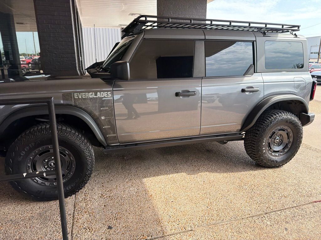 2024 FORD Bronco