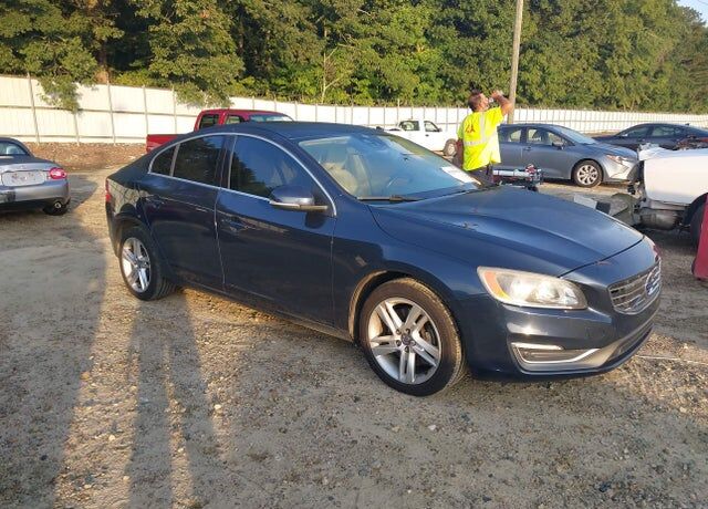 2015 VOLVO S60