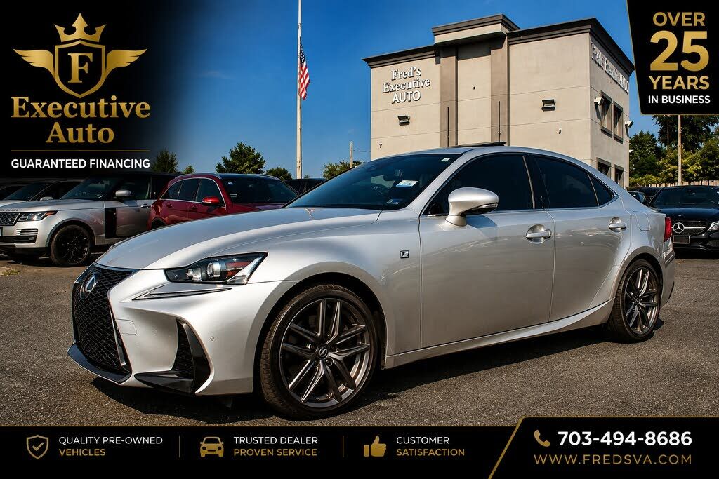 2019 LEXUS IS