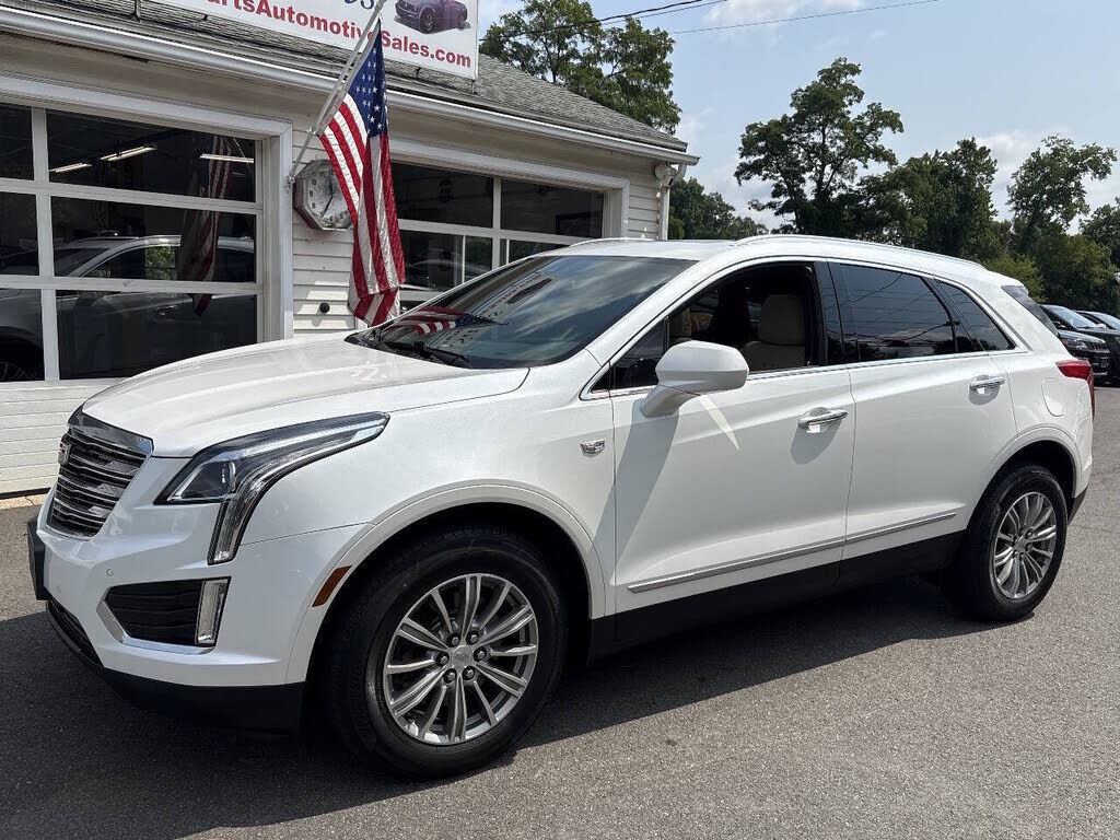 2017 CADILLAC XT5
