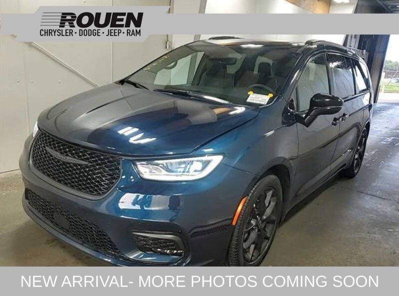 2025 CHRYSLER Pacifica