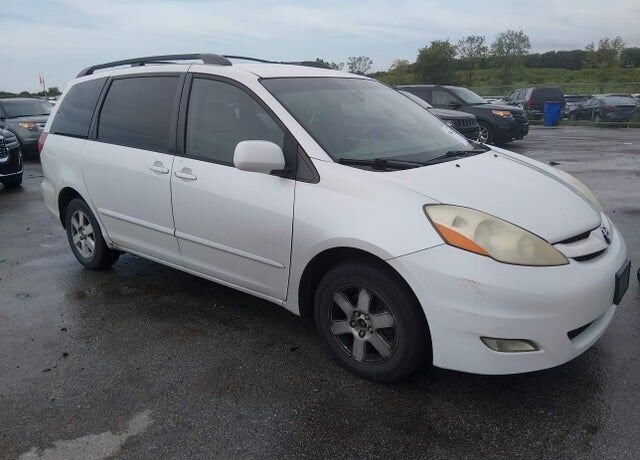 2007 TOYOTA Sienna