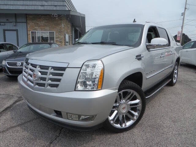 2013 CADILLAC Escalade