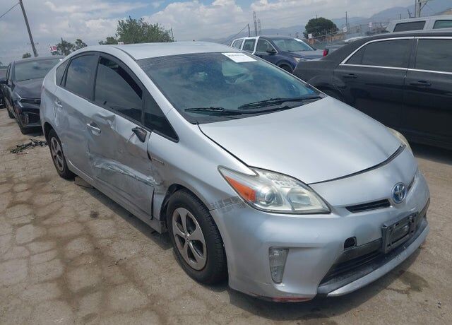 2015 TOYOTA PRIUS
