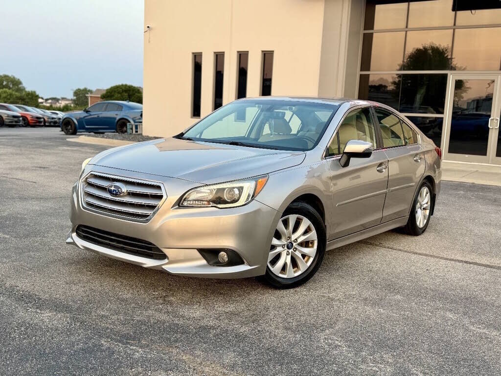 2017 SUBARU Legacy