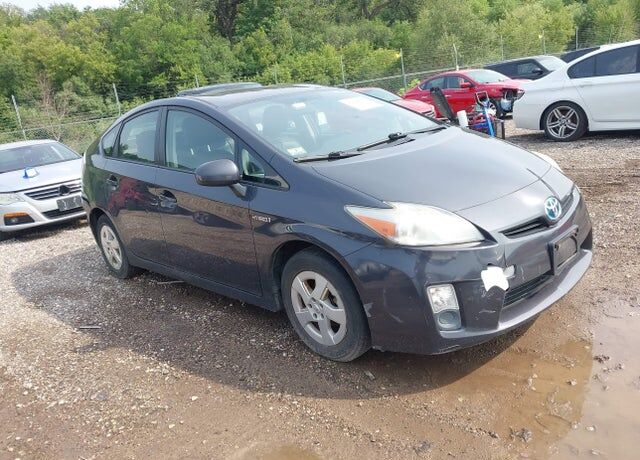 2011 TOYOTA PRIUS