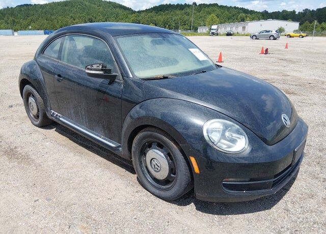 2014 VOLKSWAGEN Beetle