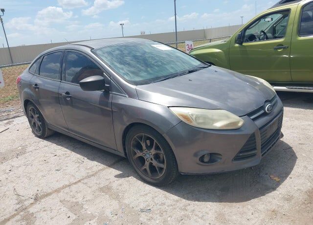 2013 FORD Focus