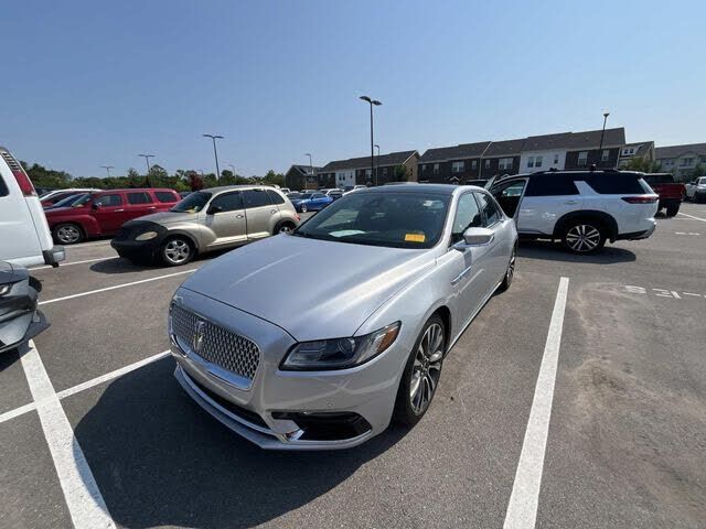 2017 LINCOLN Continental