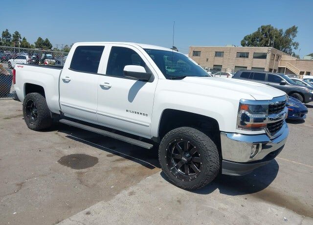 2017 CHEVROLET Silverado