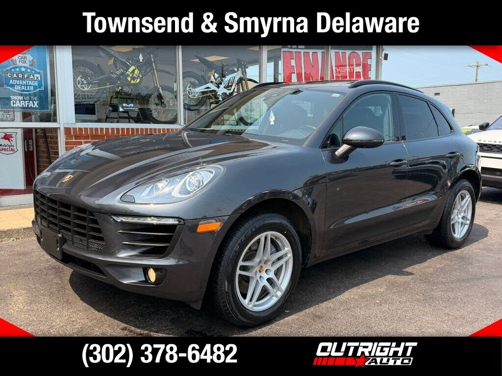 2018 PORSCHE Macan