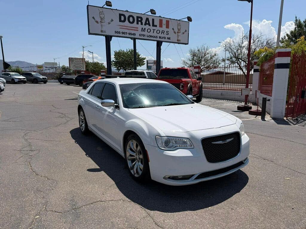 2018 CHRYSLER 300