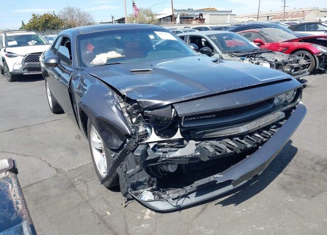 2013 DODGE Challenger