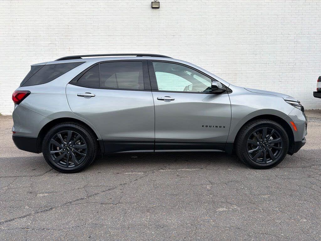 2024 CHEVROLET Equinox
