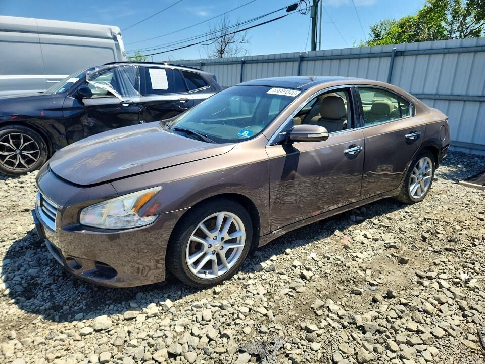 2012 NISSAN Maxima
