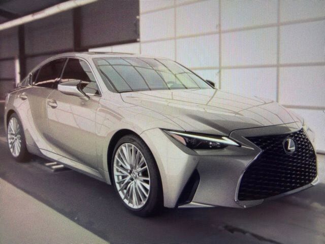 2023 LEXUS IS