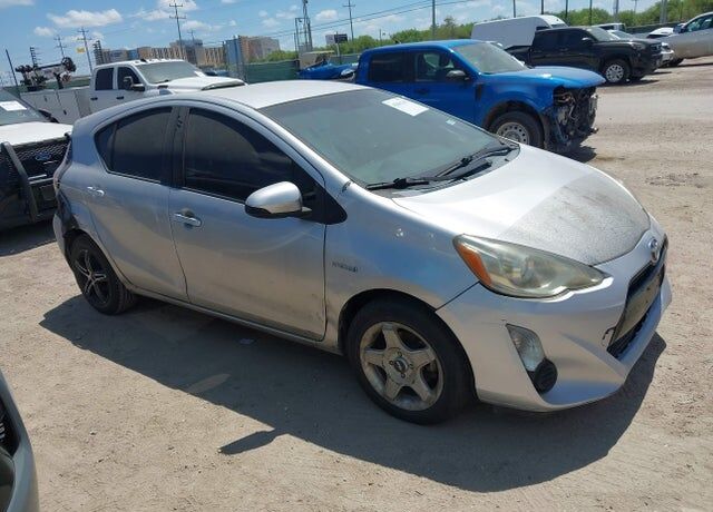 2015 TOYOTA Prius