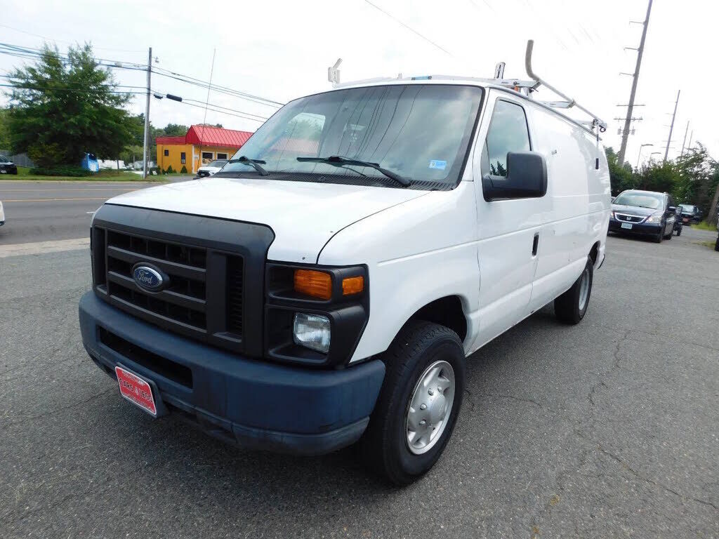 2011 FORD E-250