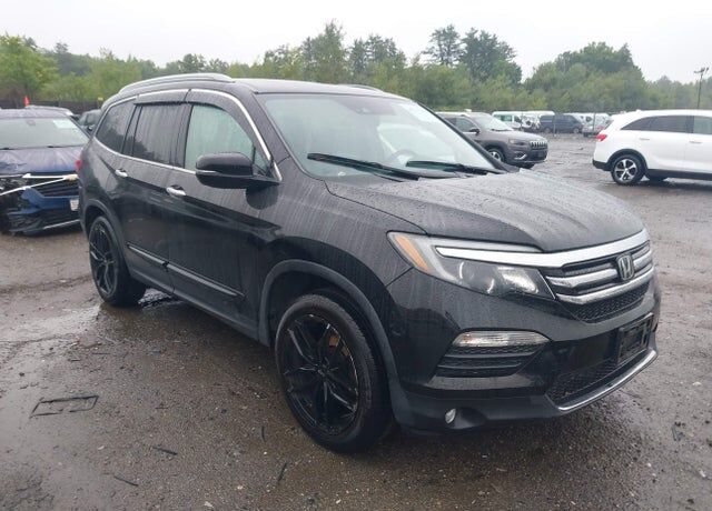 2017 HONDA Pilot