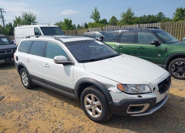 2011 VOLVO XC70