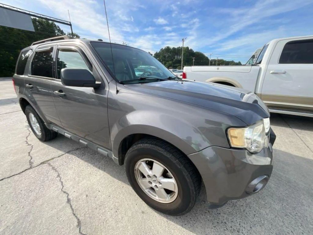 2011 FORD Escape