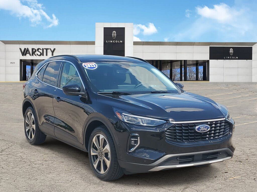2023 FORD Escape
