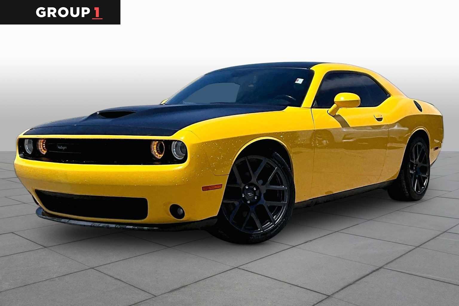2017 DODGE Challenger