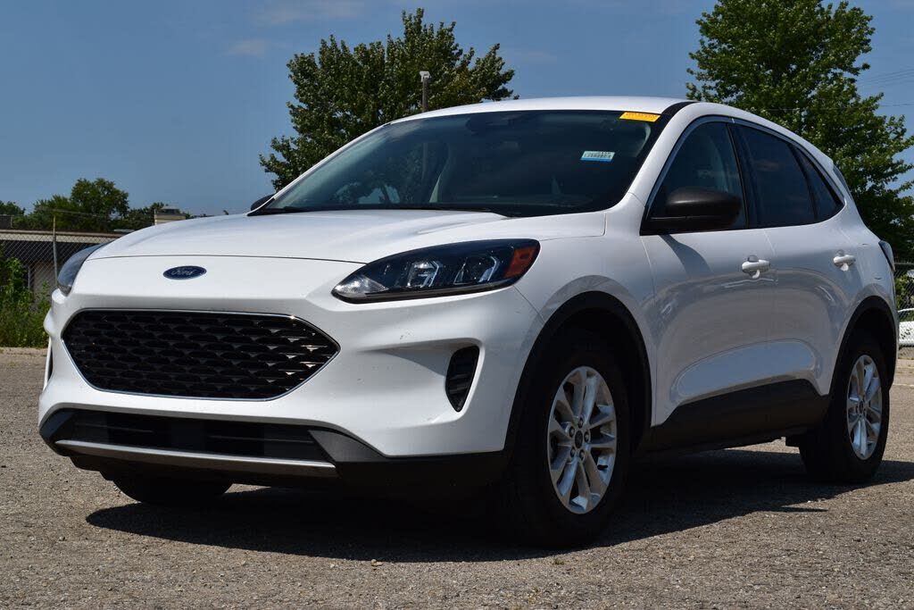 2022 FORD Escape
