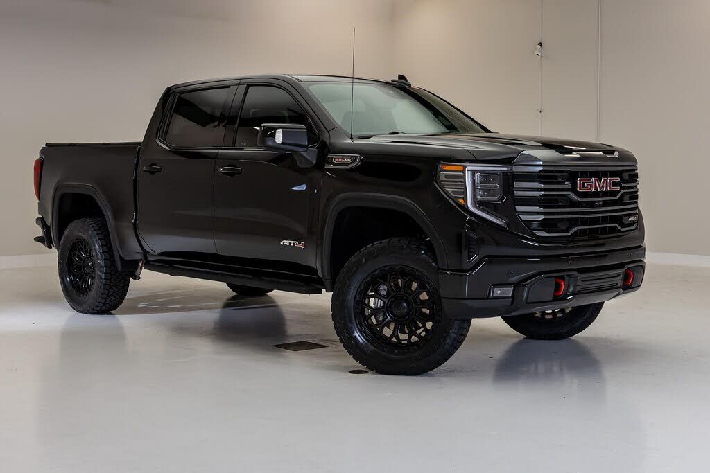 2024 GMC Sierra