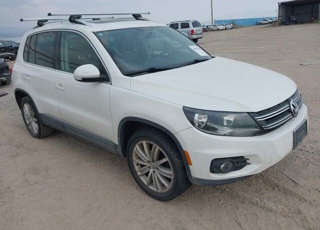 2013 VOLKSWAGEN Tiguan