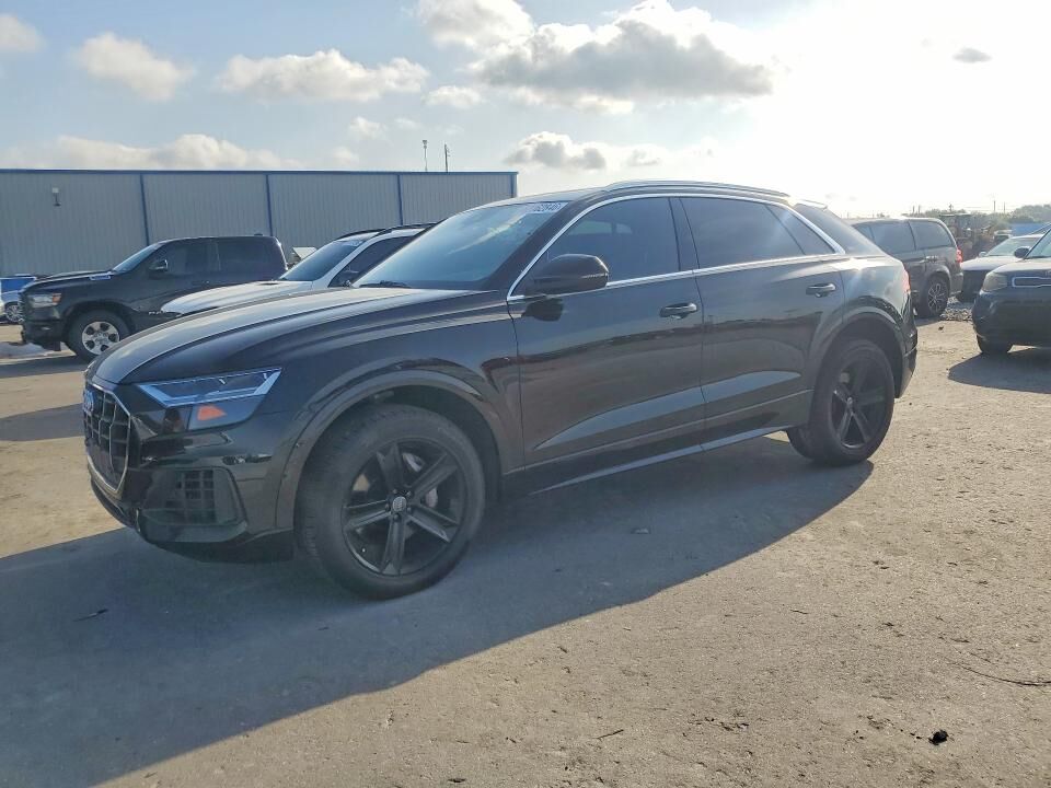 2019 AUDI Q8
