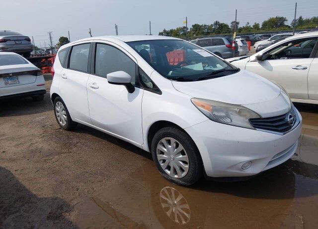 2016 NISSAN Versa