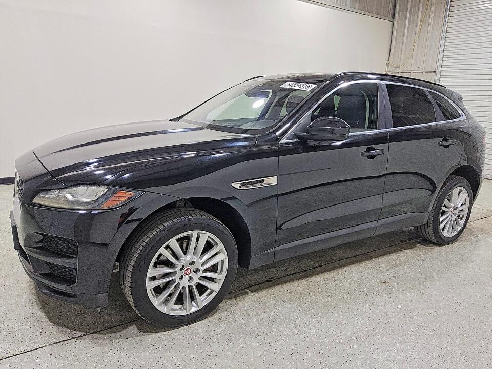 2019 JAGUAR F-Pace