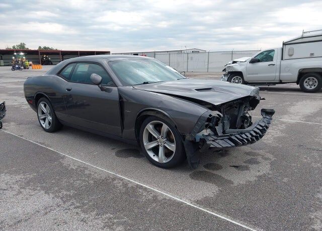 2016 DODGE Challenger