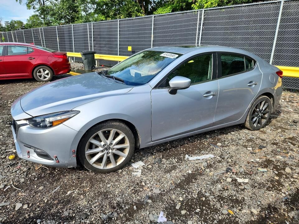 2018 MAZDA Mazda3