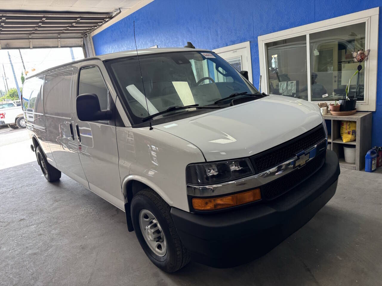 2020 CHEVROLET Express