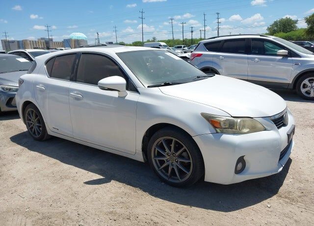 2011 LEXUS CT