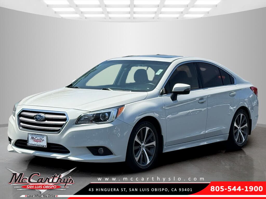 2017 SUBARU Legacy